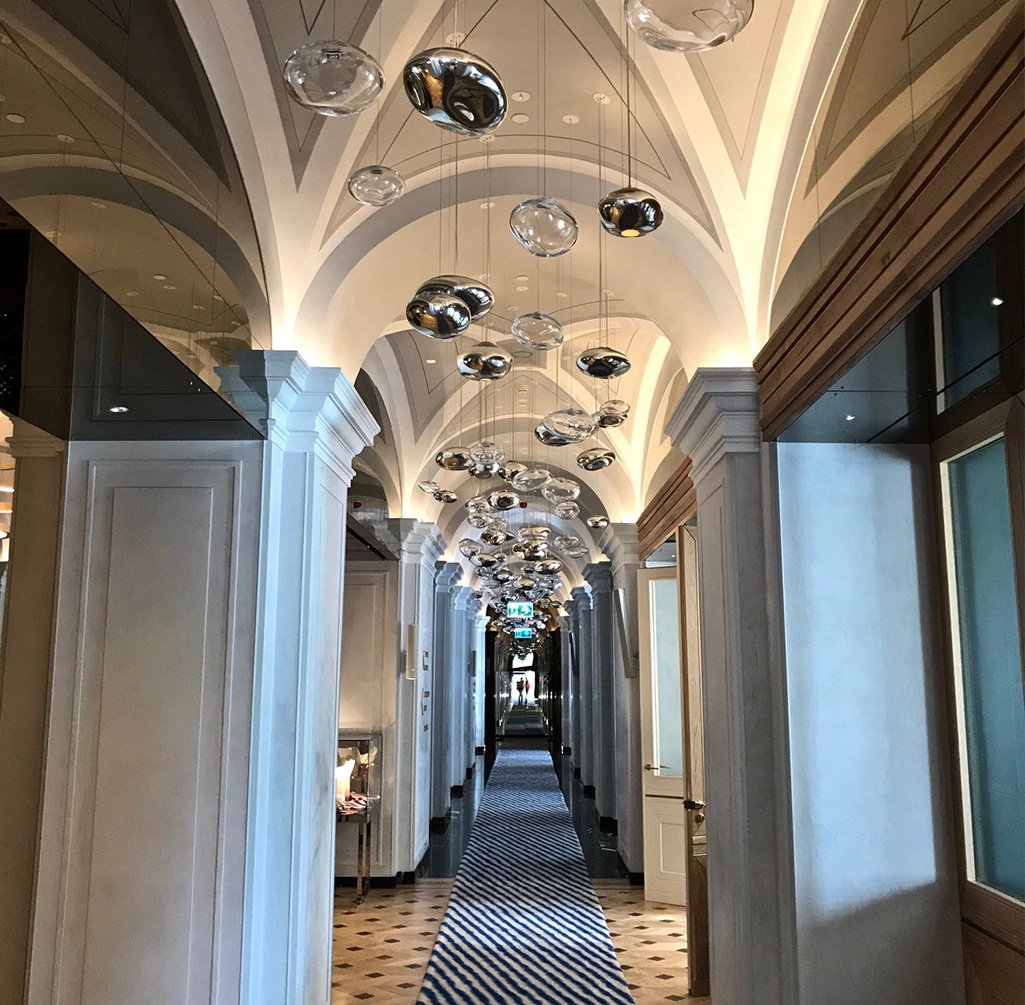 Glass object lightings in hotel hallway